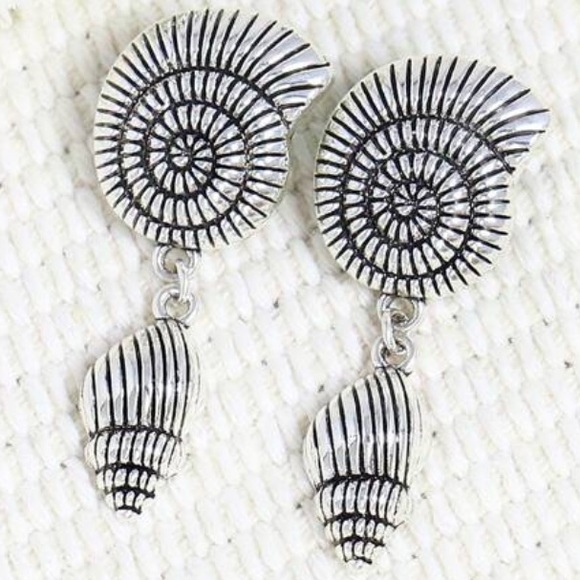 Silver Seashell Earrings - Picture 2 of 5